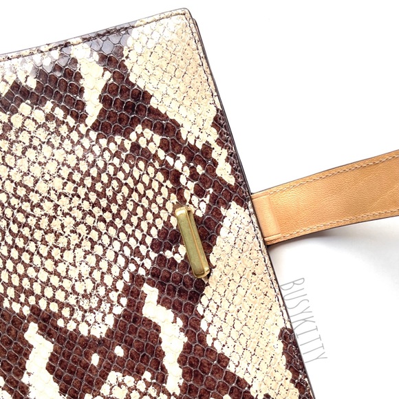 Sold - Picture 6 of 8